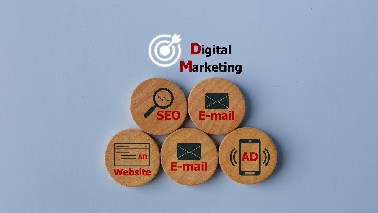 Infographie sur la stratégie de marketing digital pour optimiser votre présence en ligne.